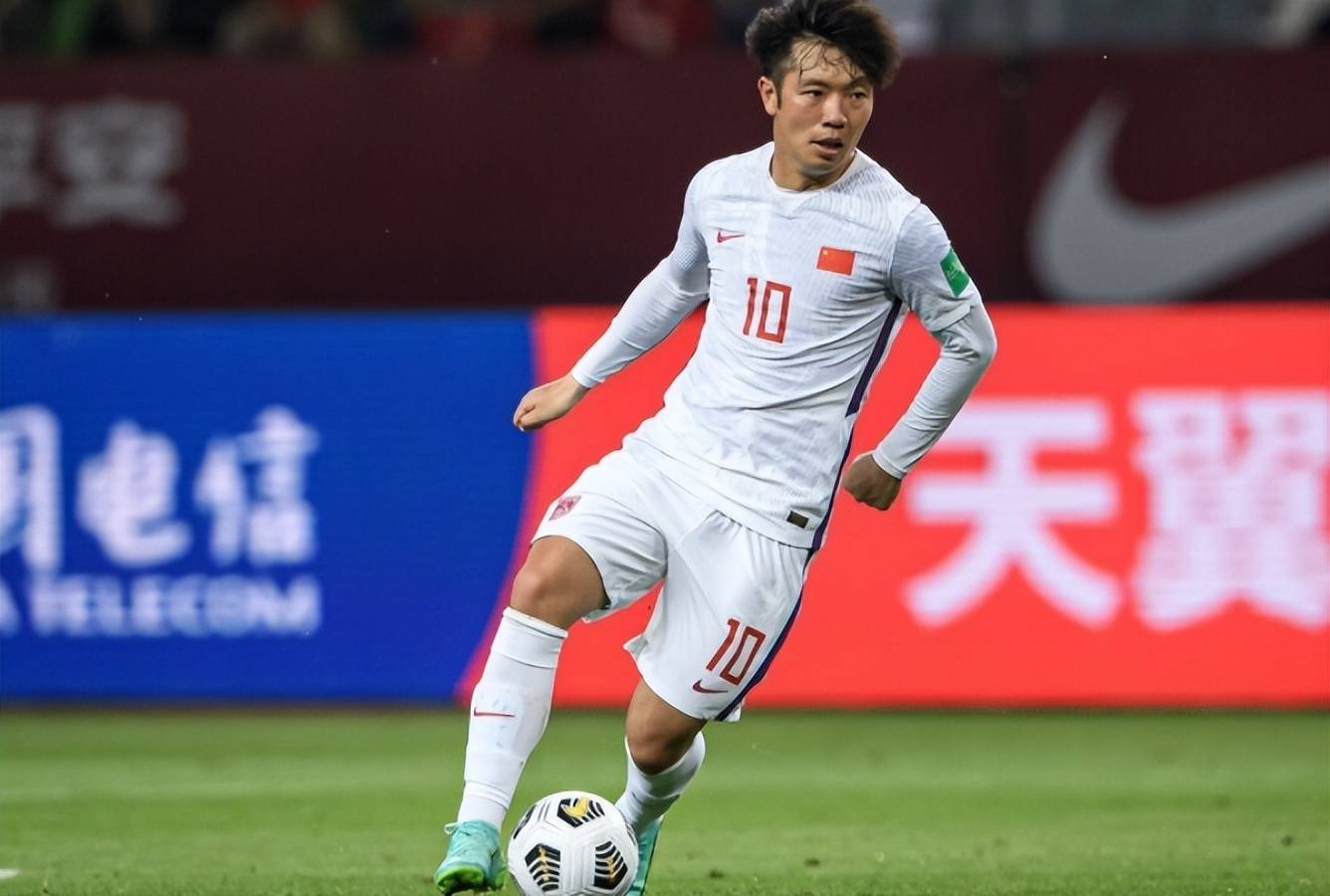 俱乐部管理, 但最终以 俱乐部管理, 但最终以