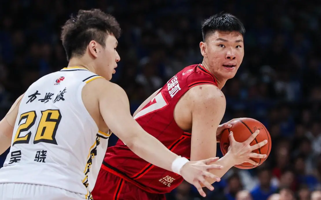 万合同砸手, 赵睿, 陈盈骏